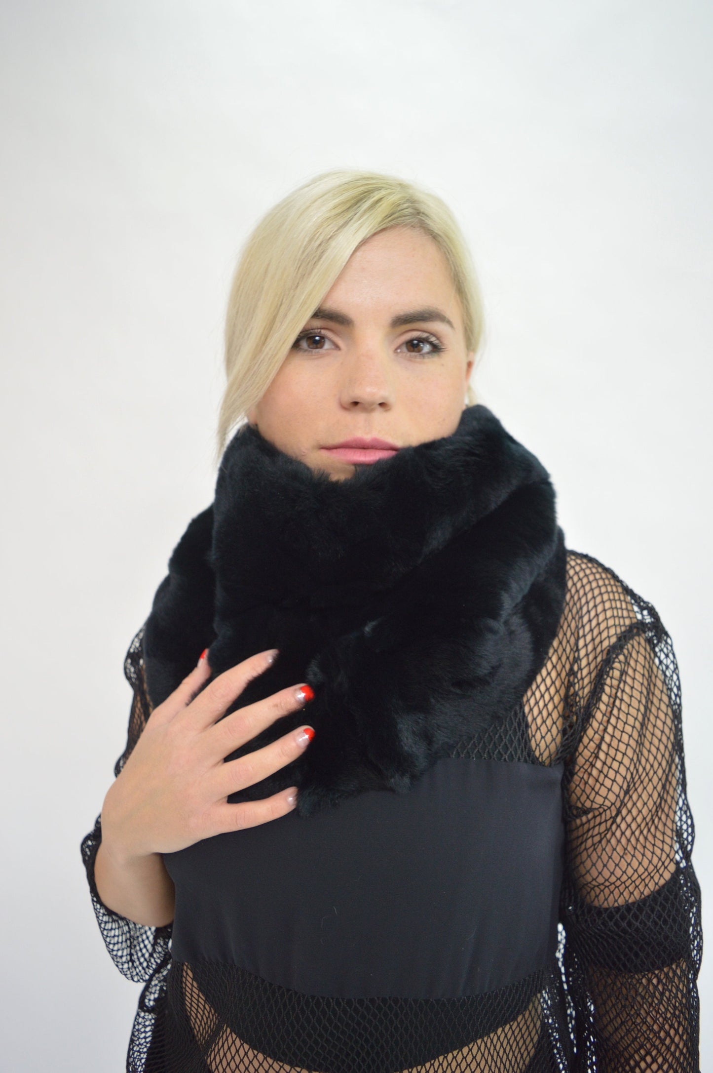 Real Rex Rabbit Fur Cowl: Black Loop Scarf