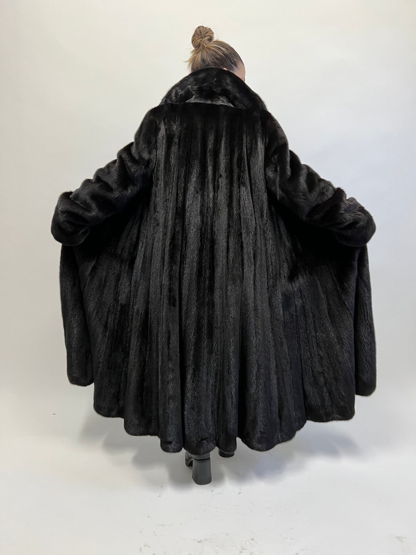 Handmade Black Mink Fur Long Coat: Luxury Godet Style