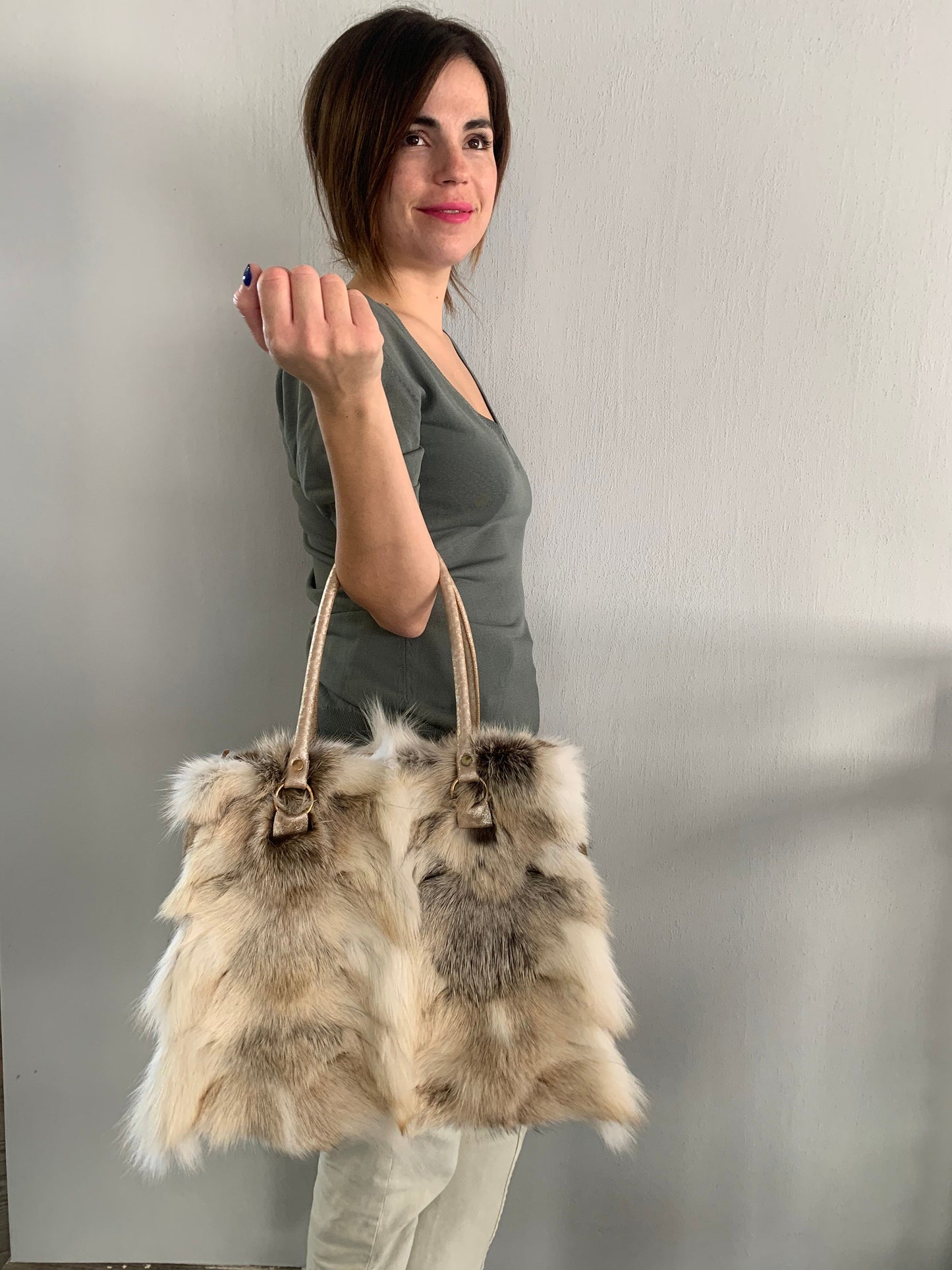 Genuine Fox Fur Handbag: Golden Island White Fur Shoulder Bag
