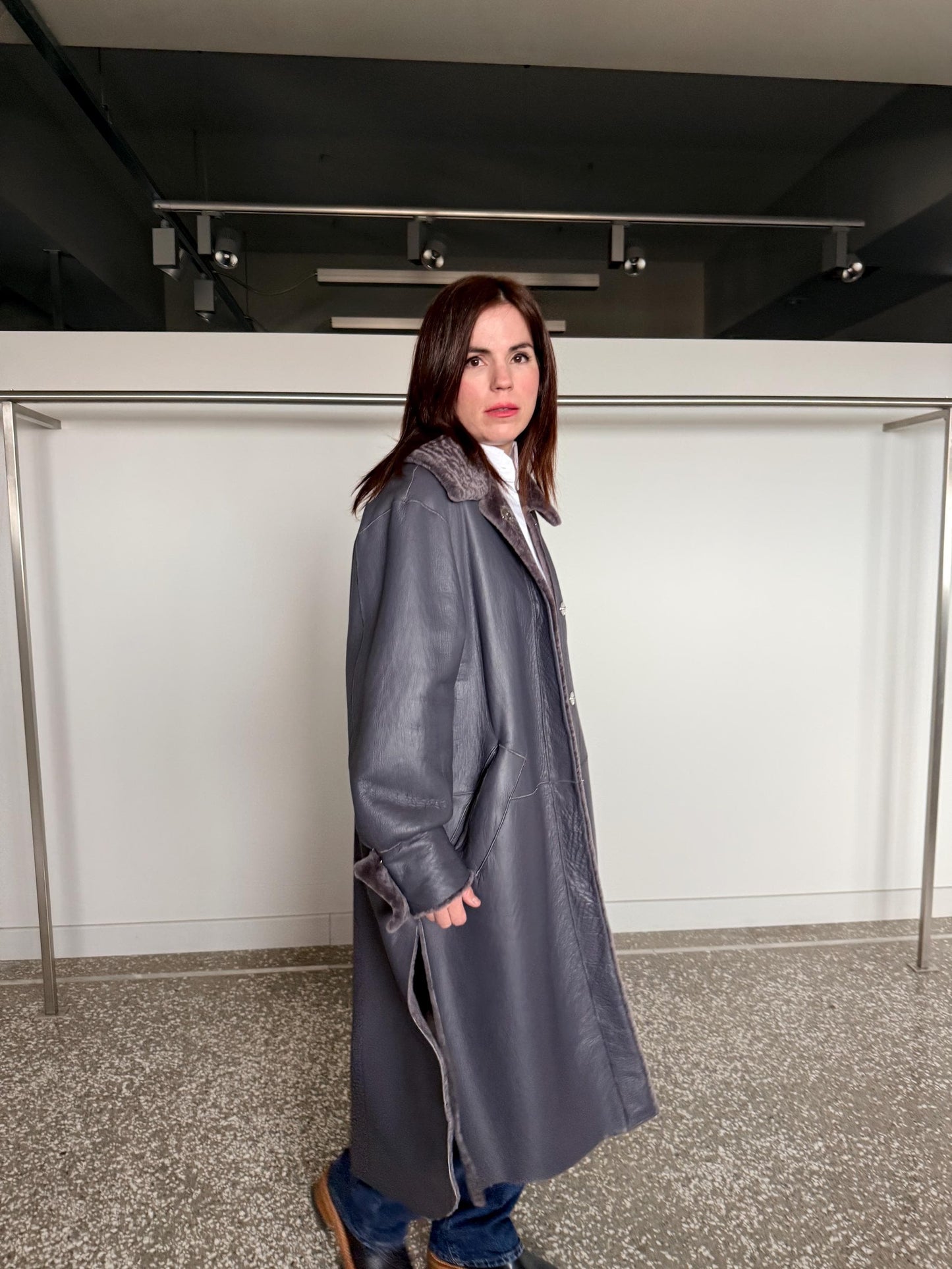 Reversible grayish merino shearling and leather coat: Super warm and silky soft Argento Sheepskin stroller.