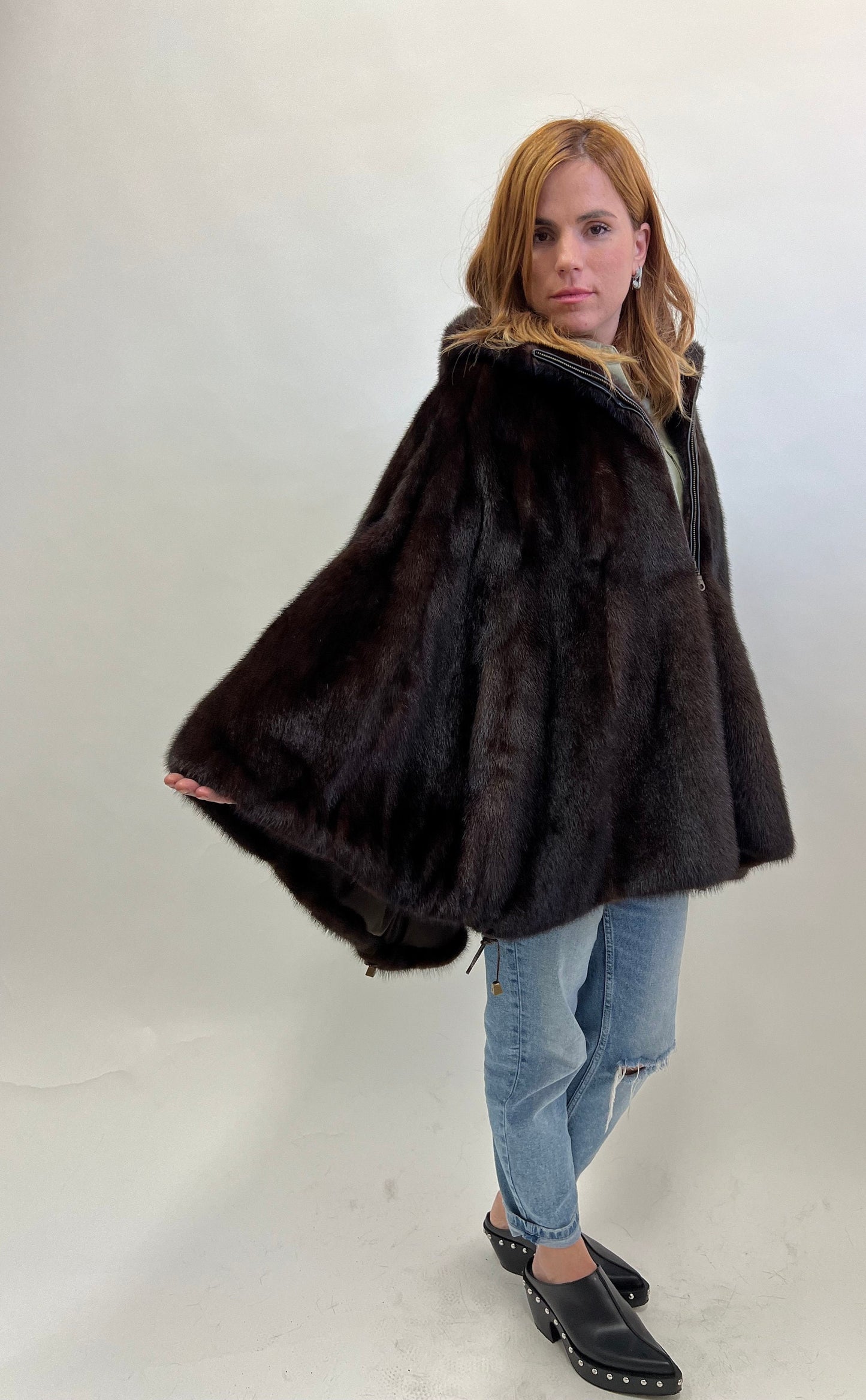 Mahogany Mink Fur Hooded Cape: Luxury Poncho with Pockets
