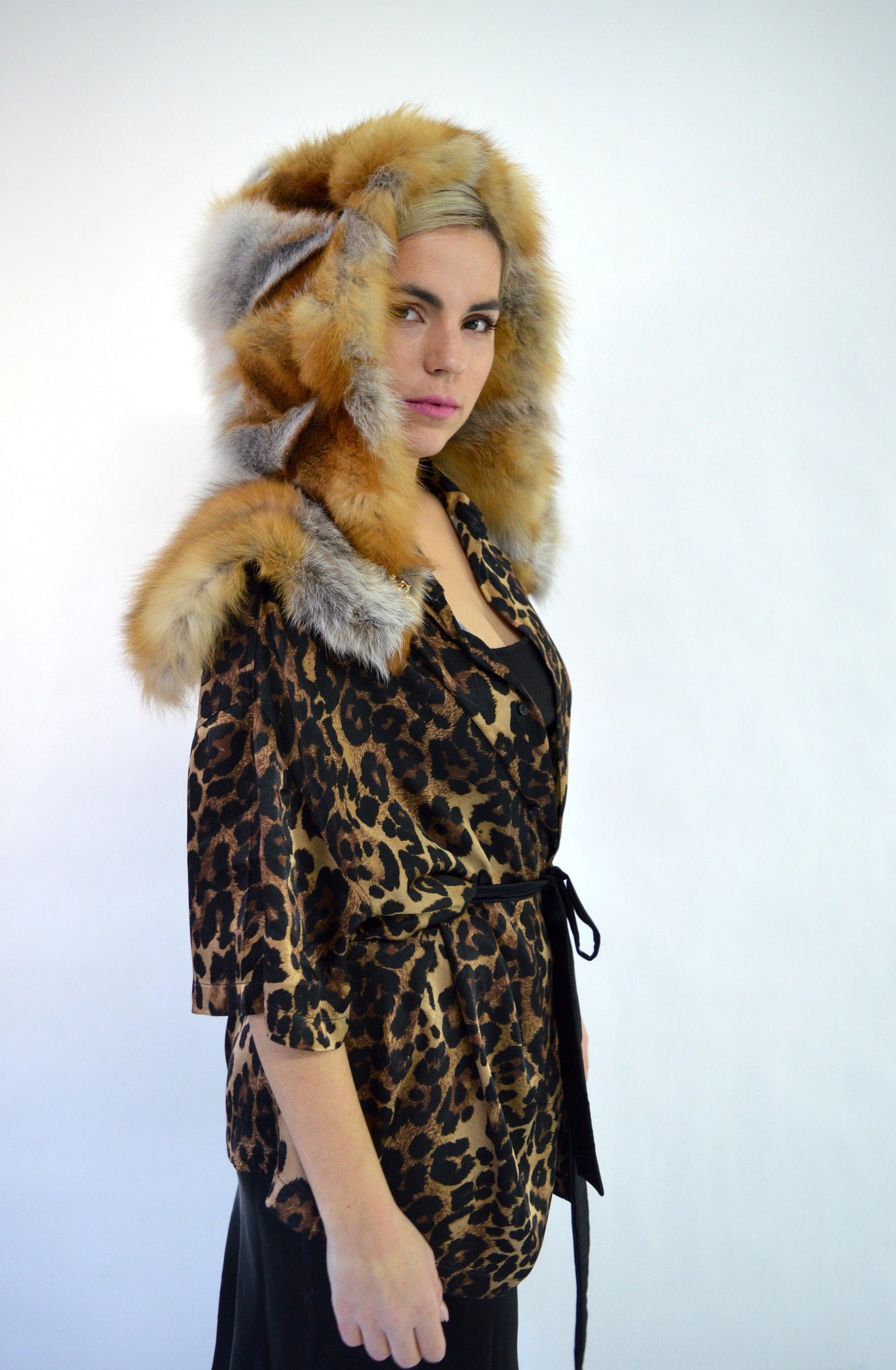 Red Fox Fur Hooded Cape: Genuine Fur Pelt, Strass Closure