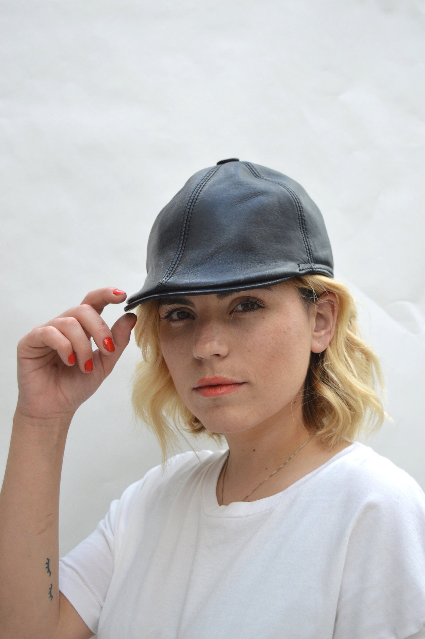Leather Equestrian Cloche Hat: Cowhide Riding Cap with Velour Lining