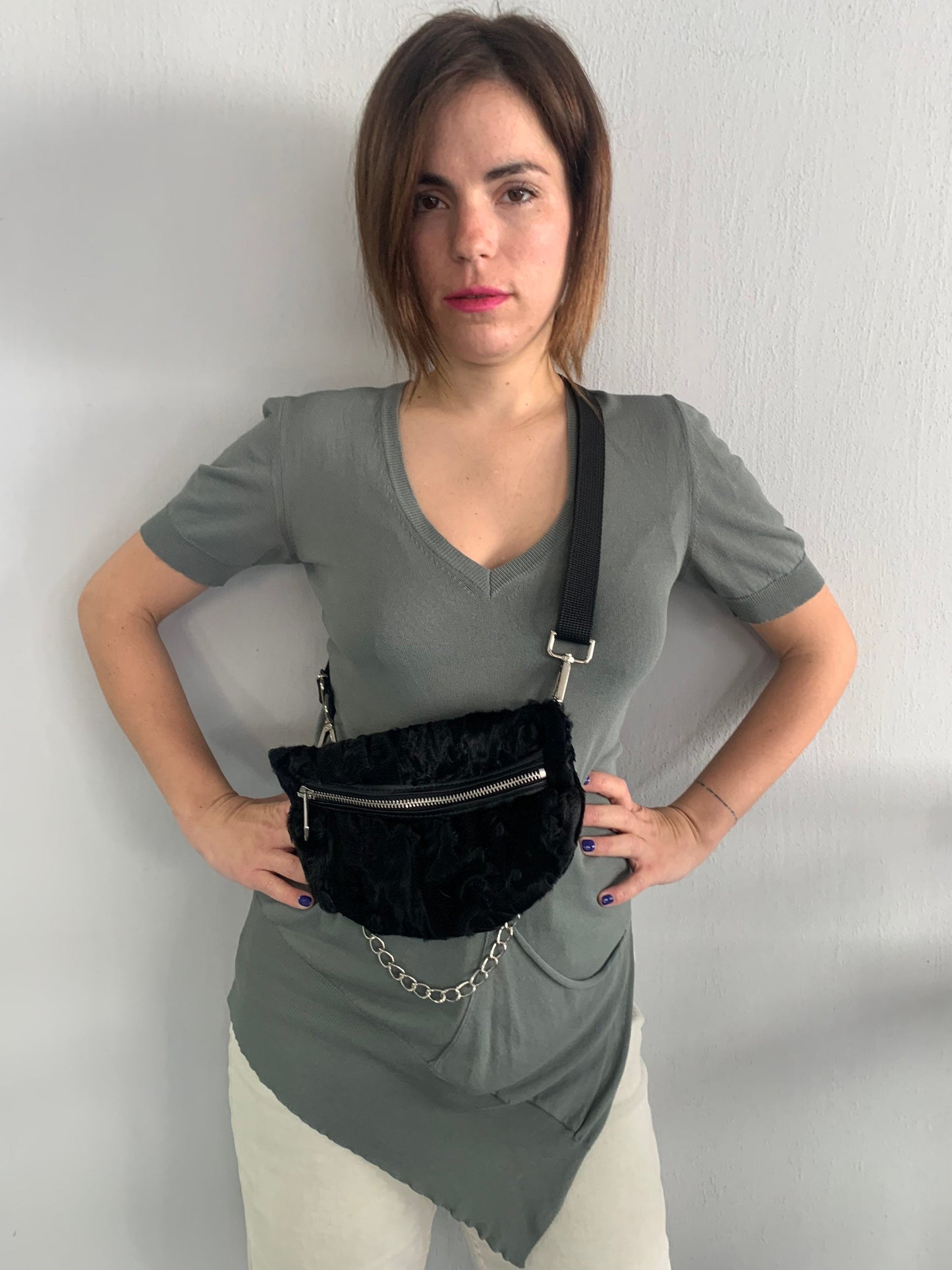 Black Mink Fur Bumbag with Chain: Luxury Fanny Pack