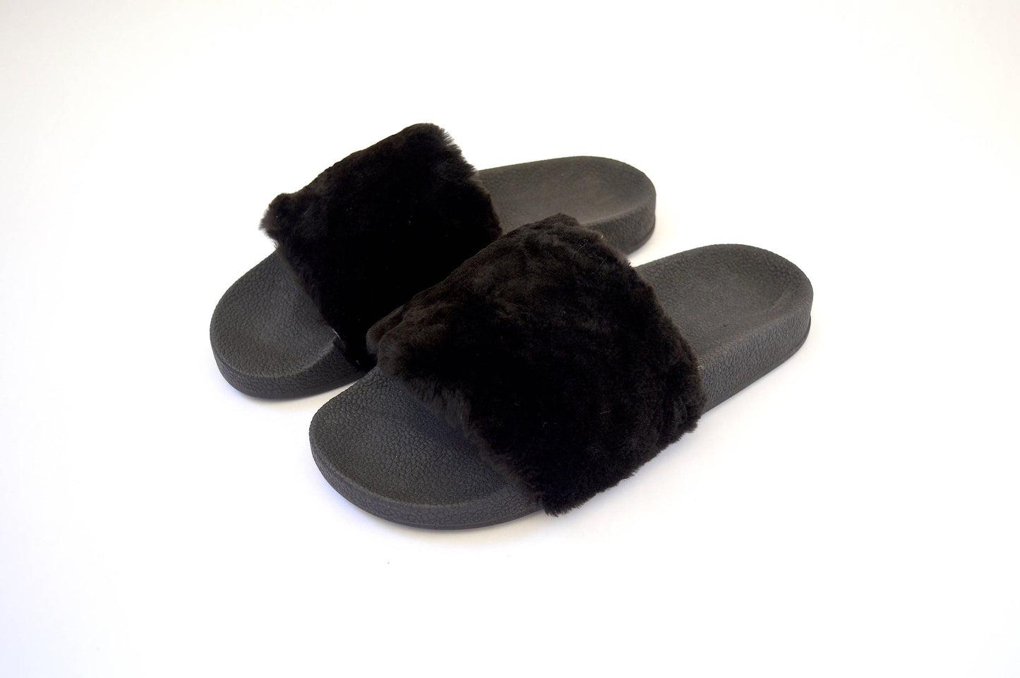 Real Beaver Fur Slides: Black Rubber Pool Slippers