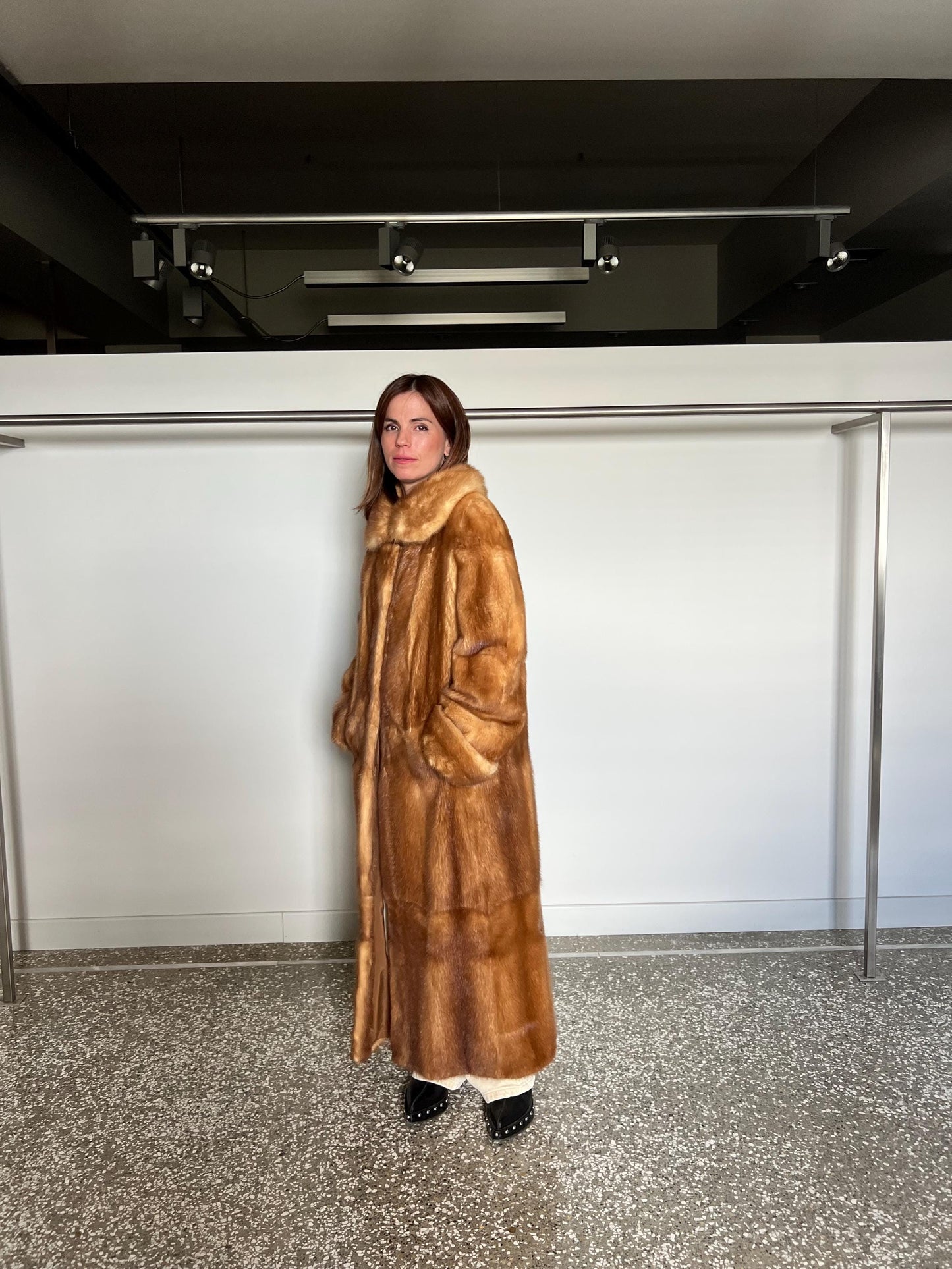 Handmade Golden Mink Fur Coat: Full Length Luxury Saga Stroller