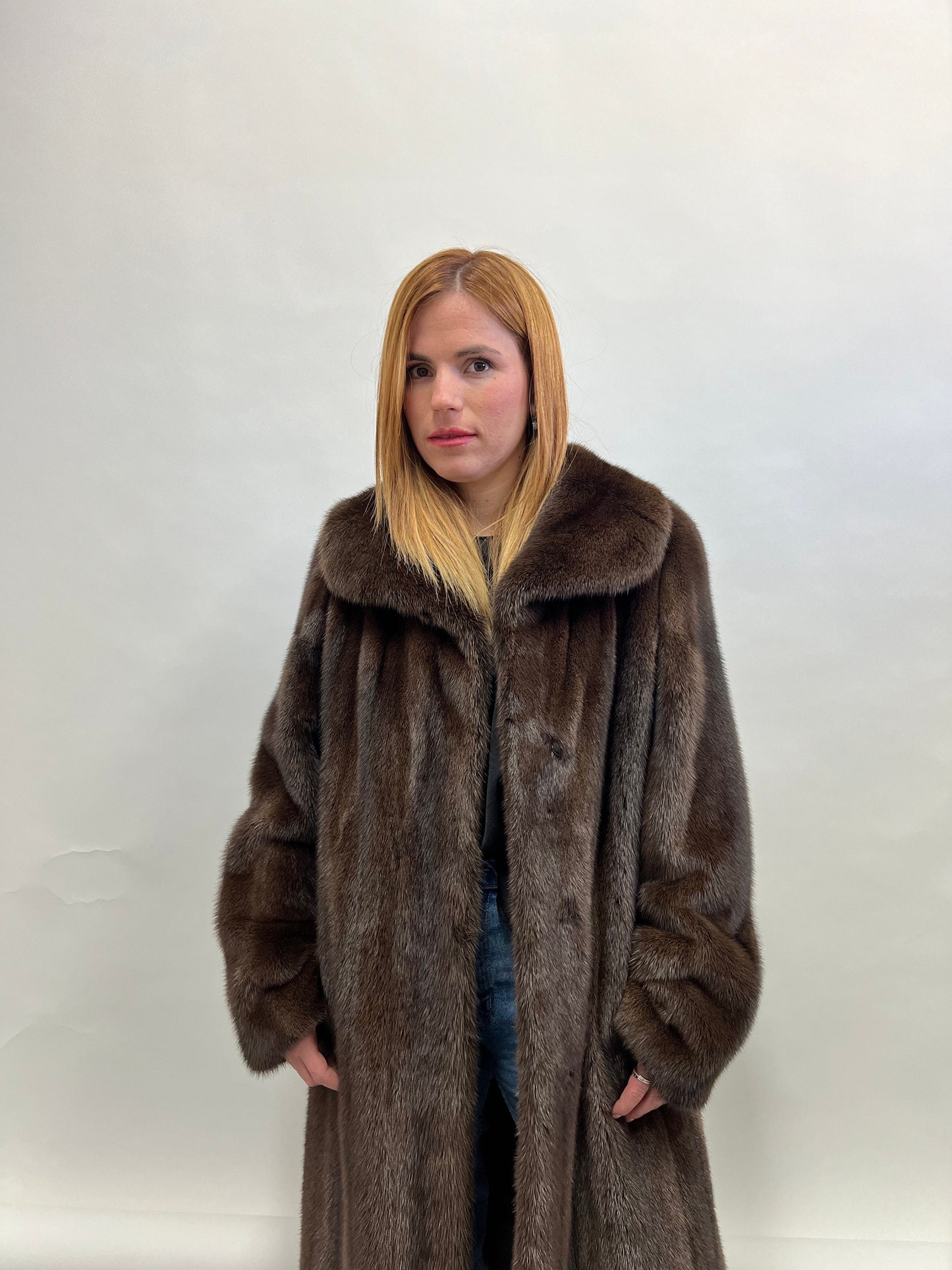Handmade Brown Mink Fur Coat: Long Collared Stroller, Size Small