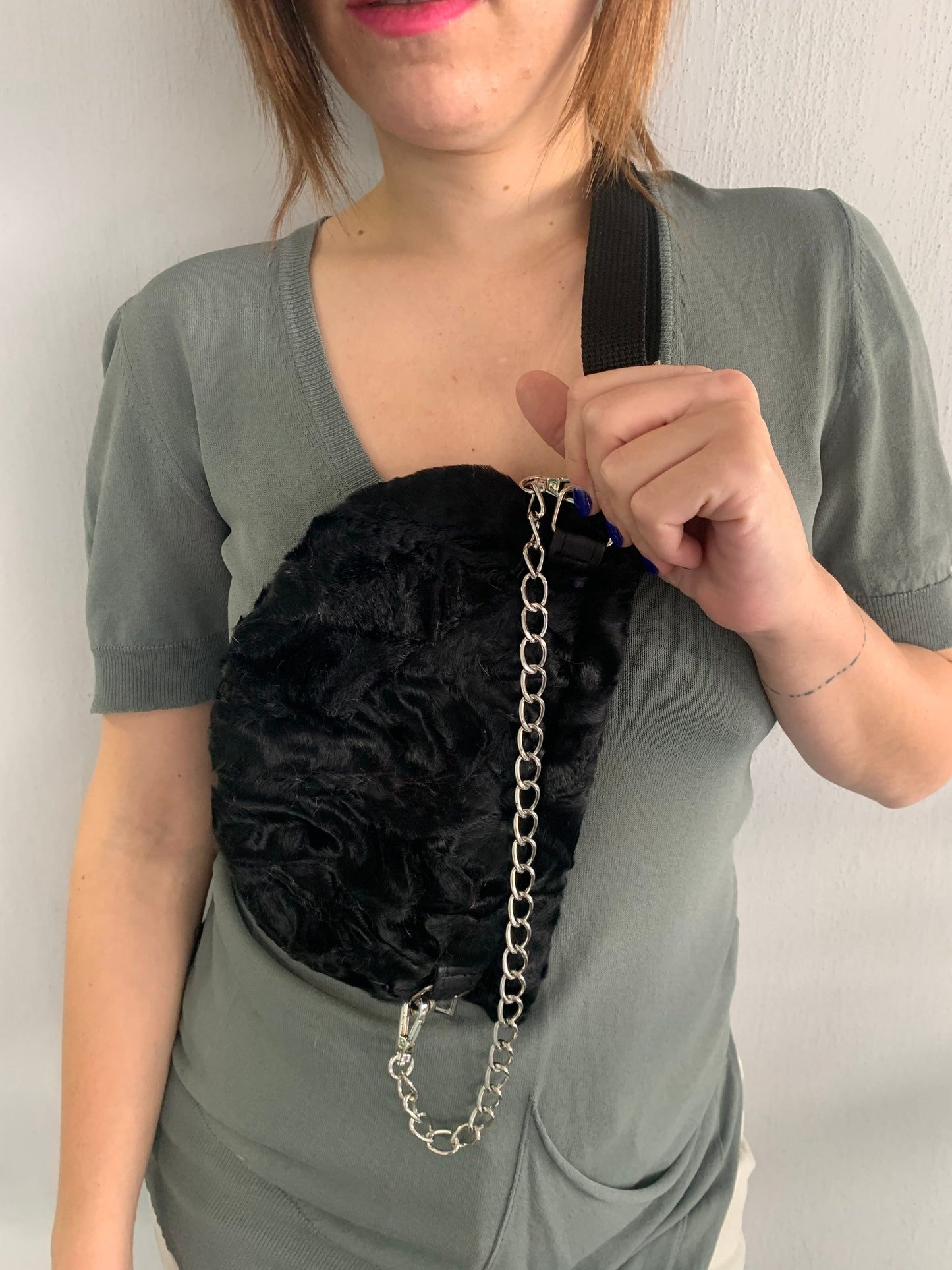 Black Mink Fur Bumbag with Chain: Luxury Fanny Pack