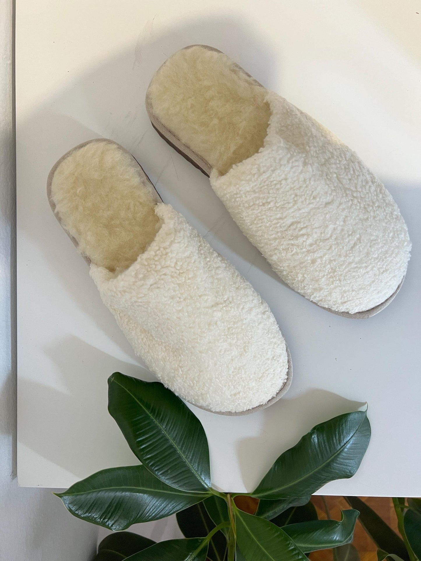 Cream Shearling Slippers: Sheepskin Fur Slides with Bouncing Sole