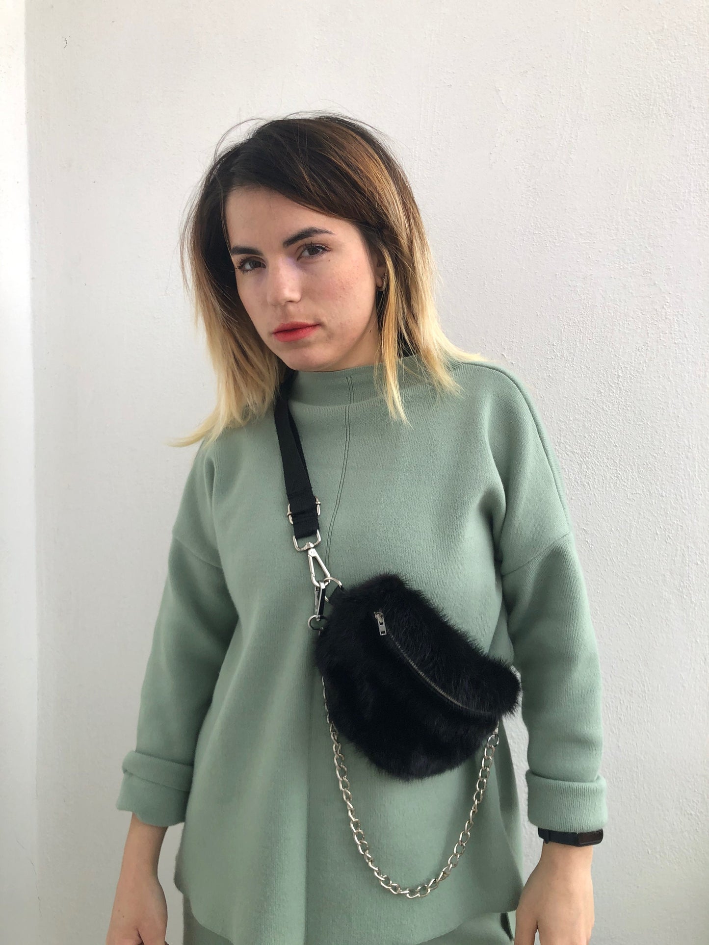 Black Mink Fur Bumbag with Chain: Luxury Fanny Pack