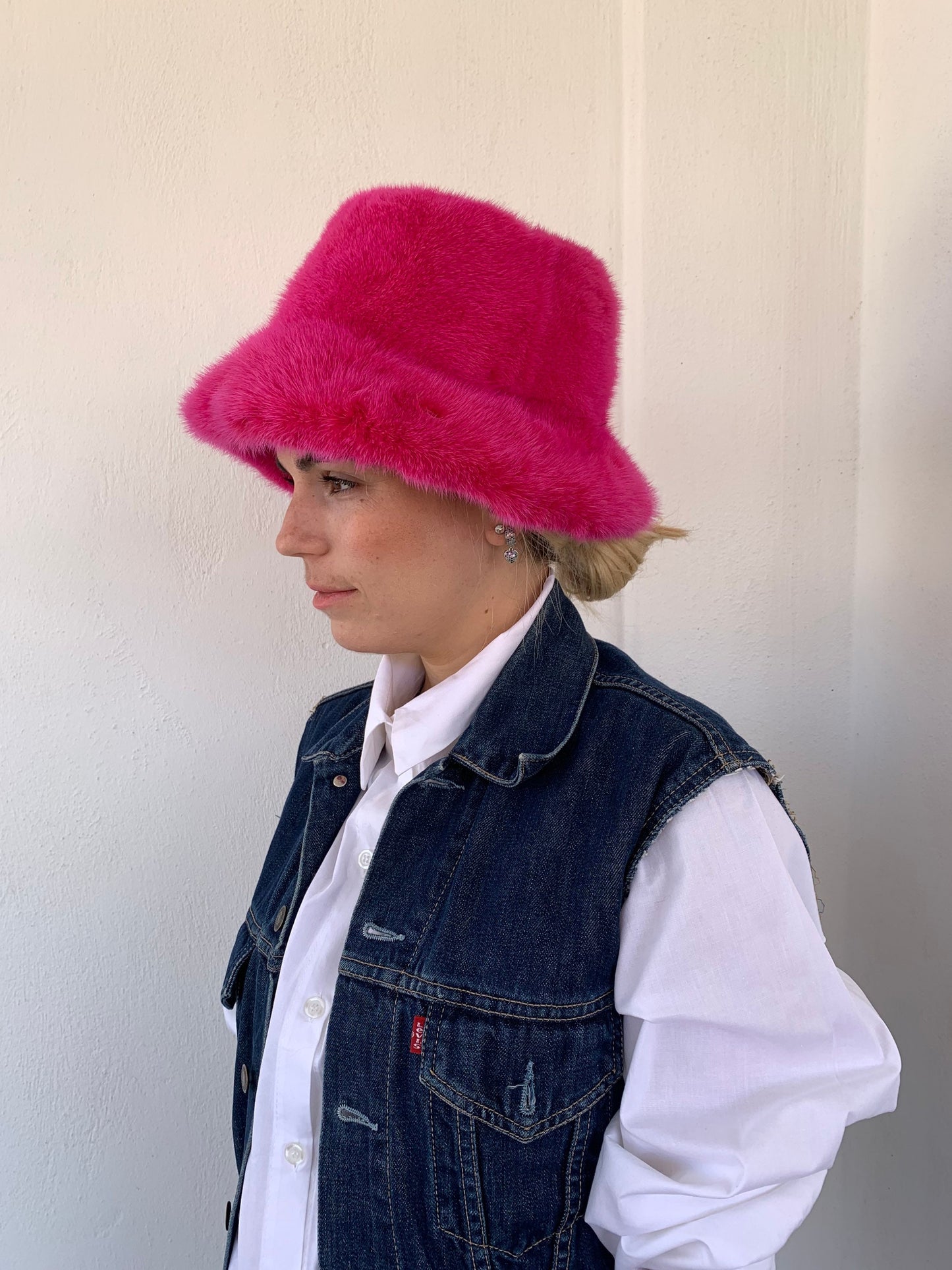 Fuchsia Mink Fur Bucket Hat: Luxury Head Warmer