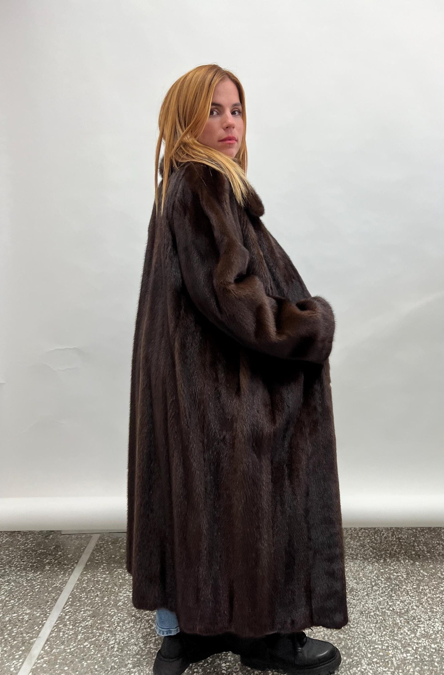 Brown Mink Fur Long Collared Coat - Saga Sustainable Fashion