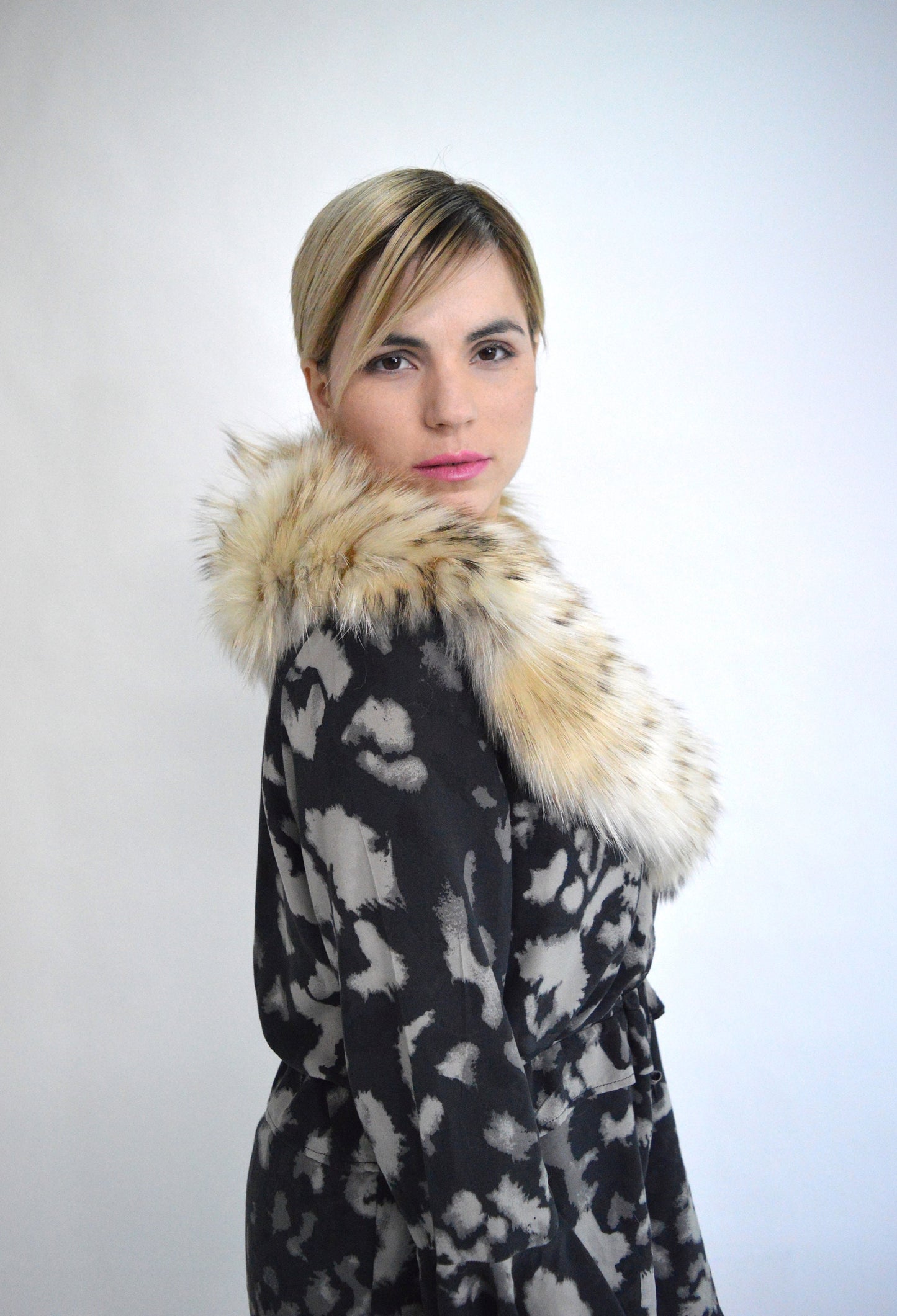 Real Beige Fox Fur Collar: Tan Brown Fur Stole, Luxury Gift