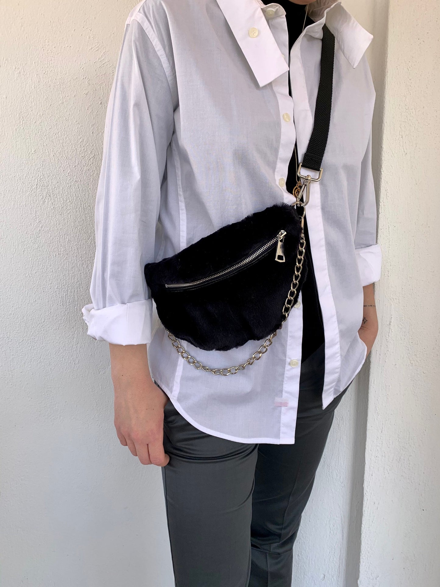 Black Mink Fur Bumbag with Chain: Luxury Fanny Pack