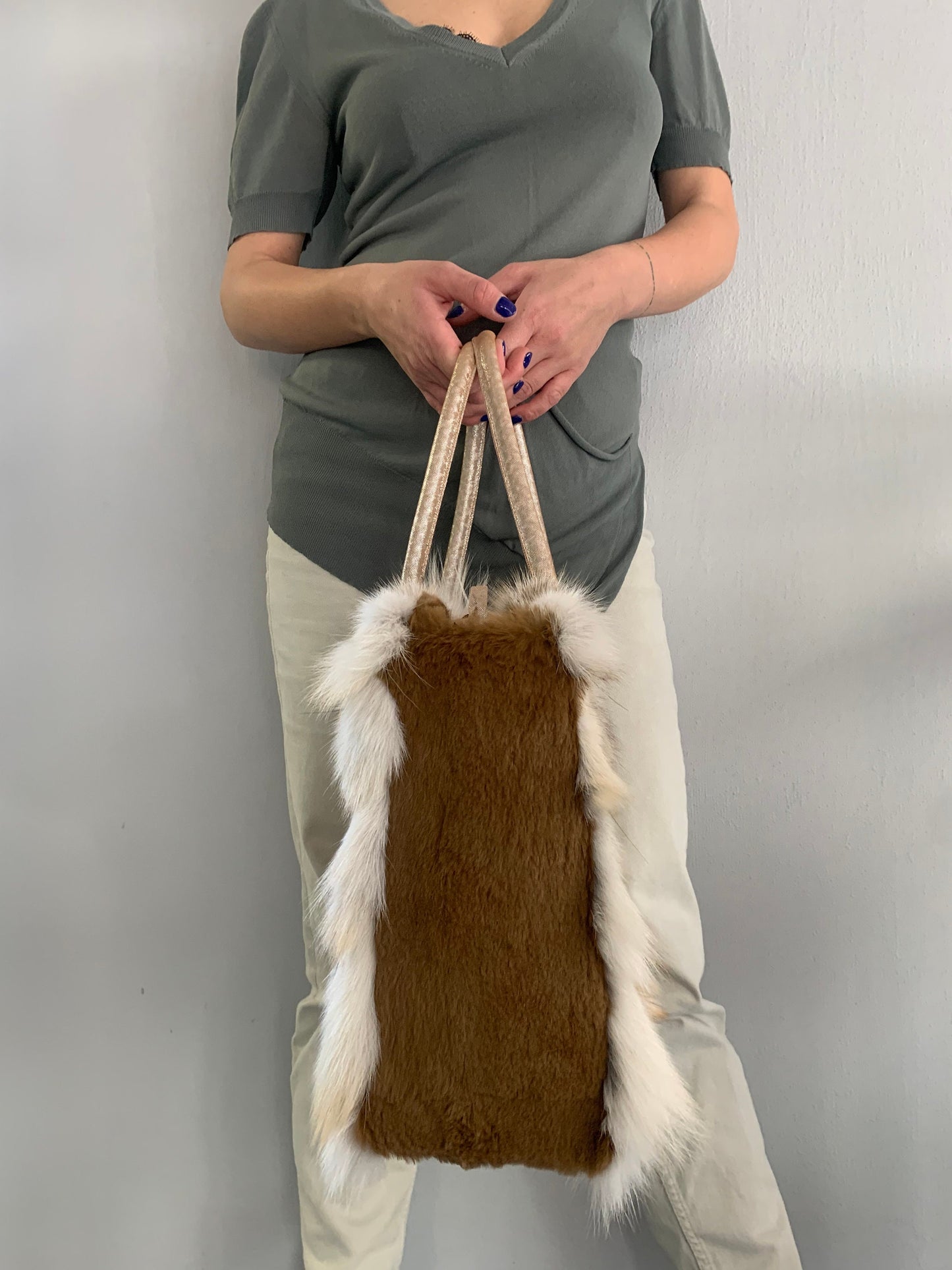 Genuine Fox Fur Handbag: Golden Island White Fur Shoulder Bag