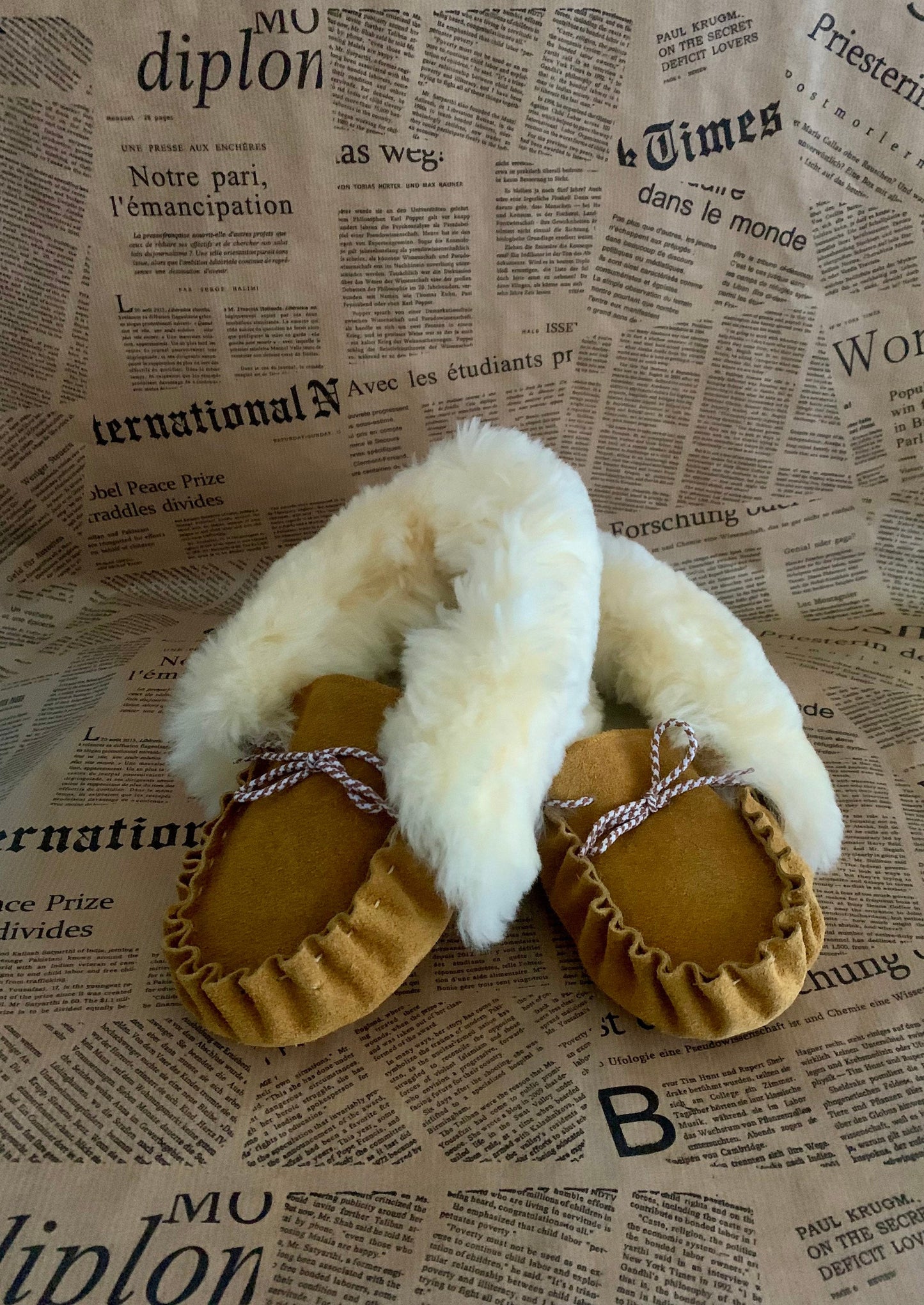 Shearling Fur Slippers: Women's Genuine Sheepskin Leather Shoes