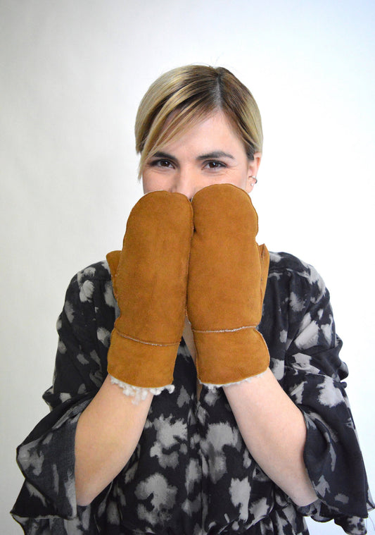 Camel Sheepskin Fur Mittens: Genuine Shearling Gloves