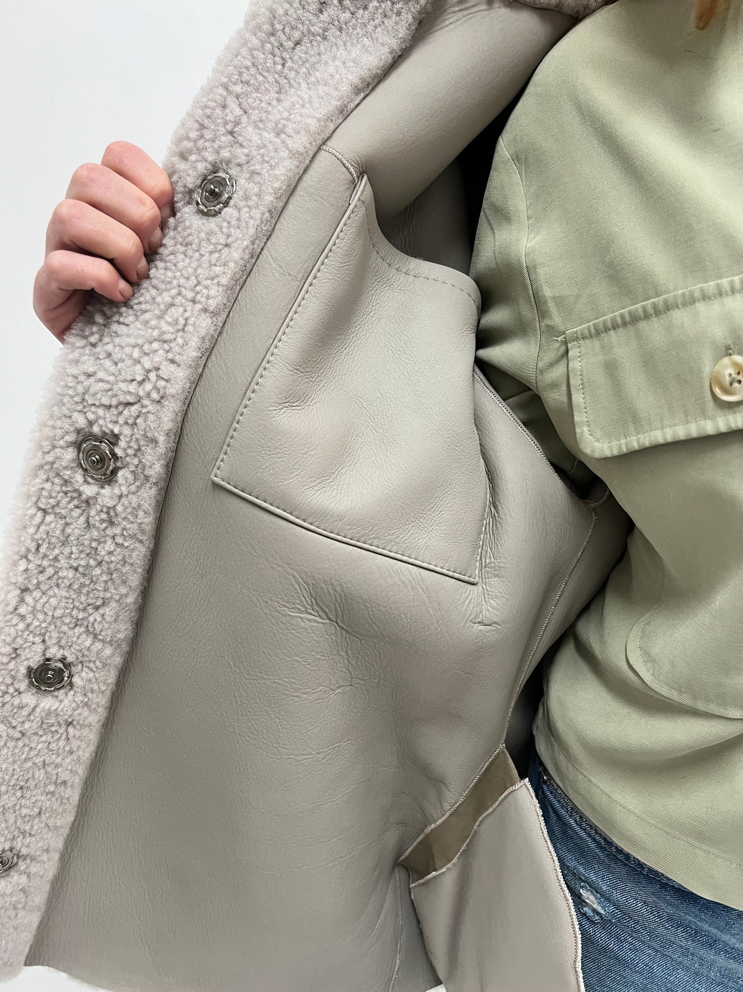 Real Sheepskin Shearling Overshirt: Light Grey Nappa Fur Jacket