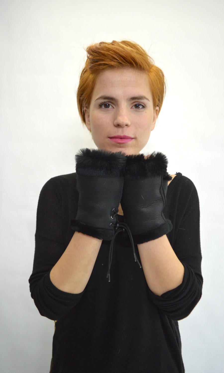 Shearling Fingerless Gloves: Black Rex Rabbit Fur Trim