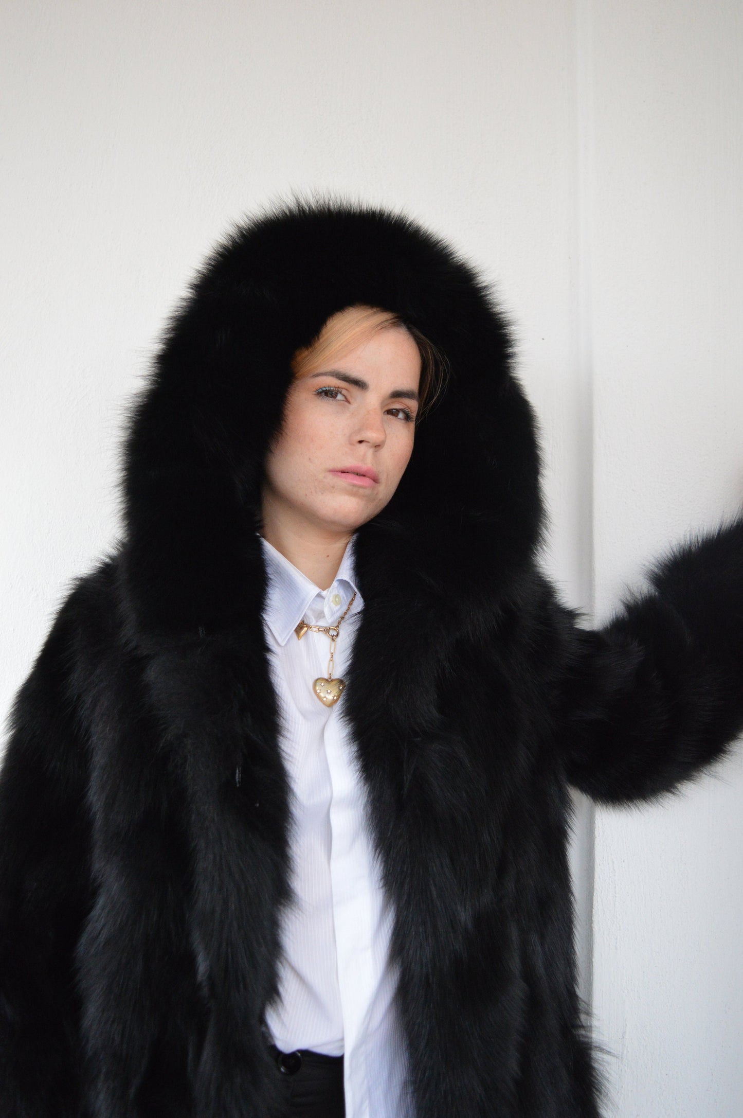 Handmade Black Fox Fur Hooded Coat: Luxury Winter Stroller