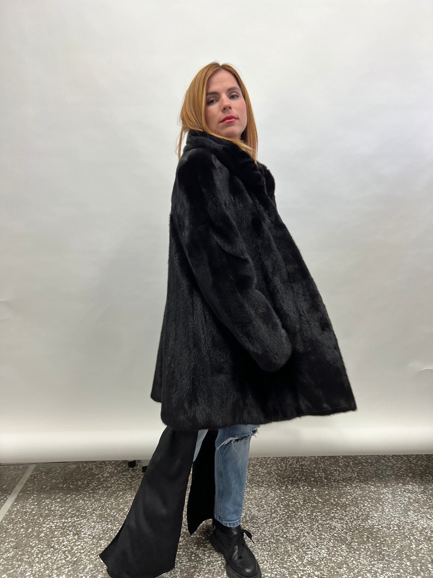 Black Saga Mink Fur Coat, Luxury Texture, Hooks Closure