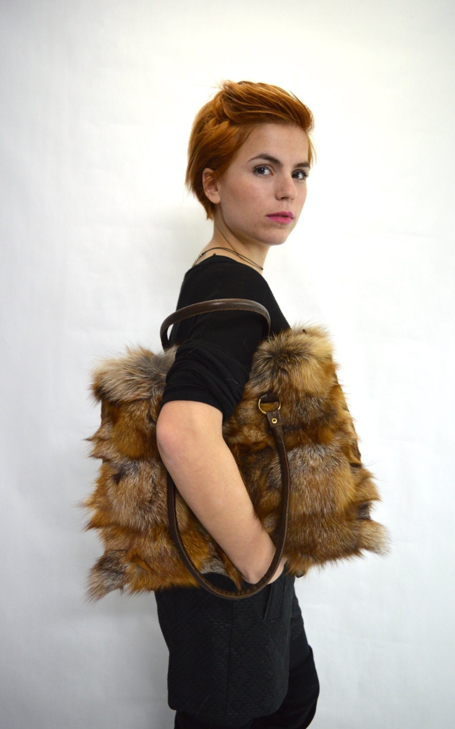 Genuine Crystal Fox Fur Handbag: Leather tan brownshoulder Bag