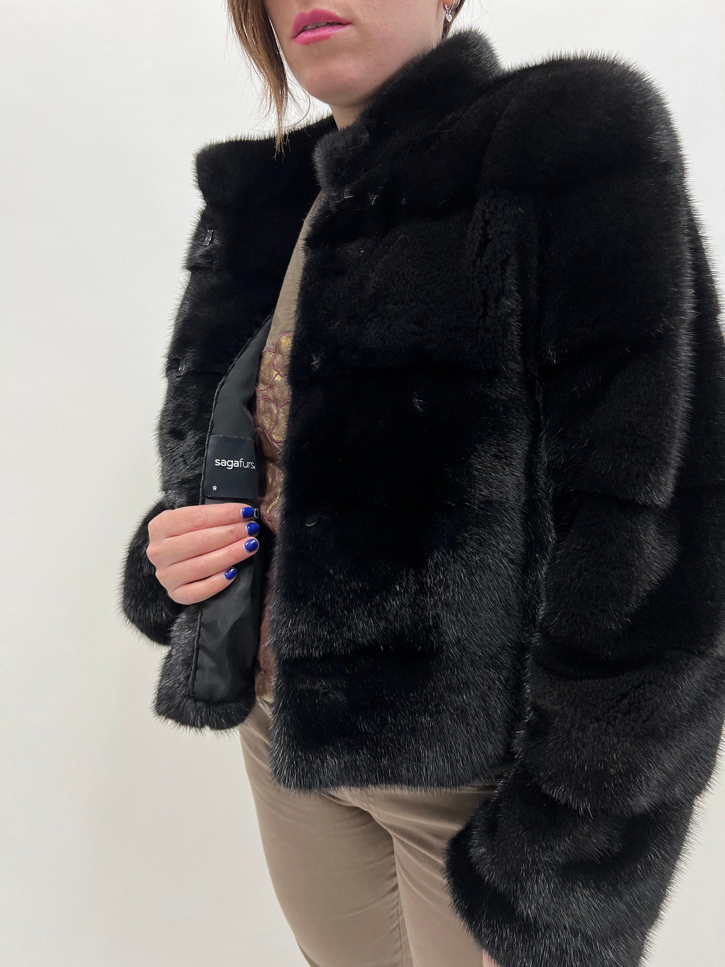 Blackglama Mink Fur Bolero Jacket: Black Horizontal Collar