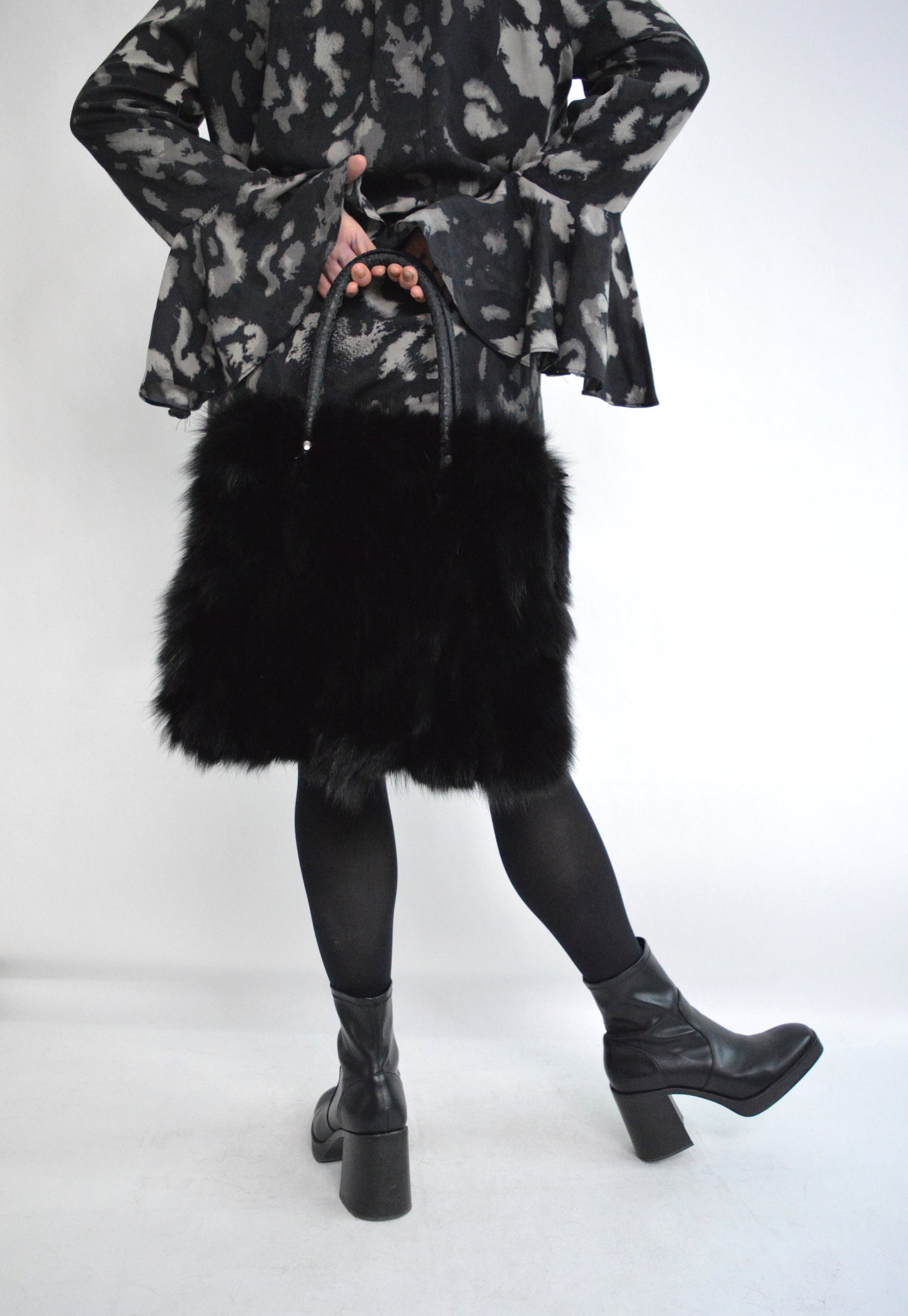 Real Fox Fur Leather Handbag: Fluffy Black Portfolio Bag
