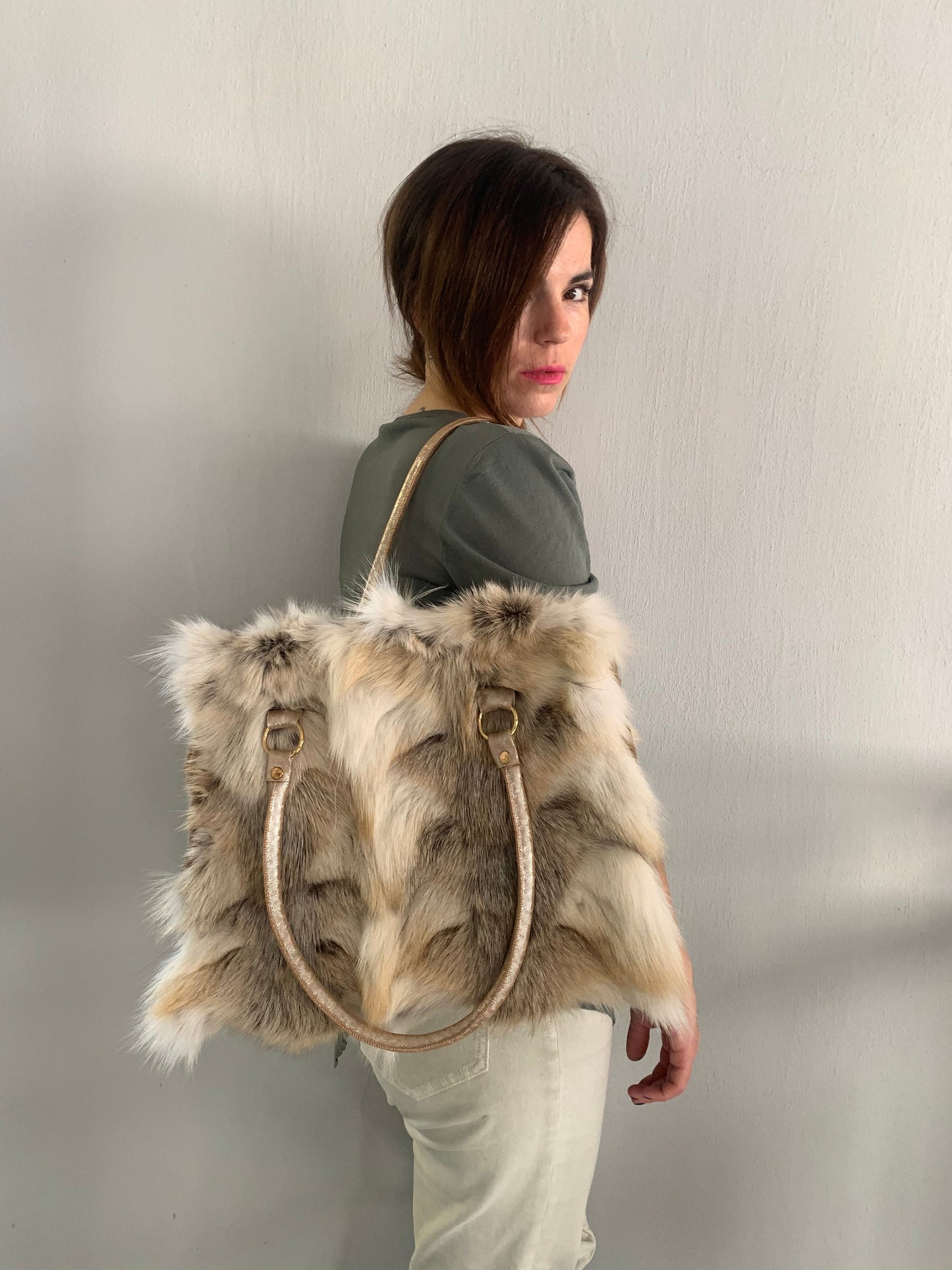 Genuine Fox Fur Handbag: Golden Island White Fur Shoulder Bag