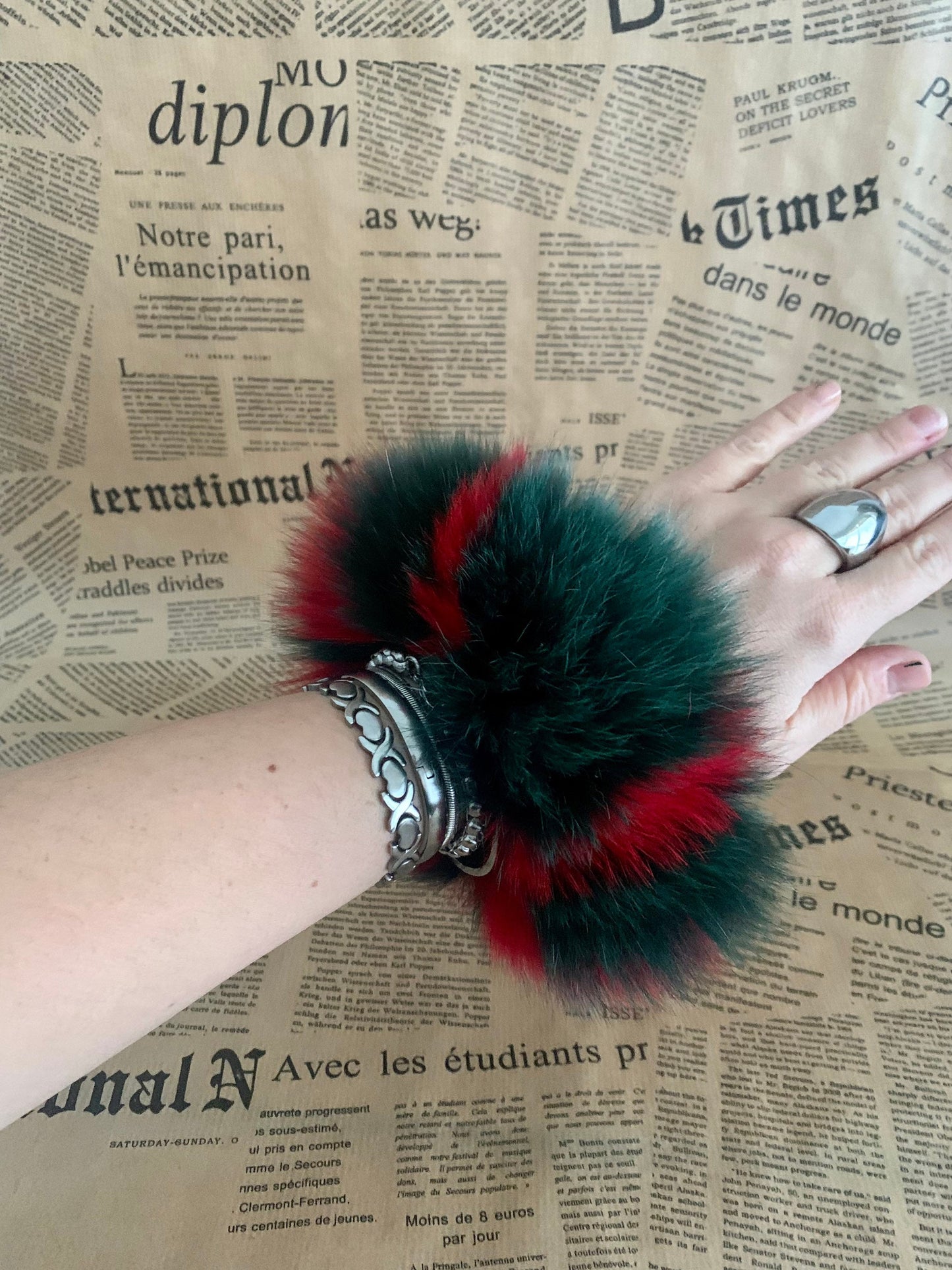 Real Fox Fur Scrunchie: Two-Tone Hair Accessory or Coat Cuff