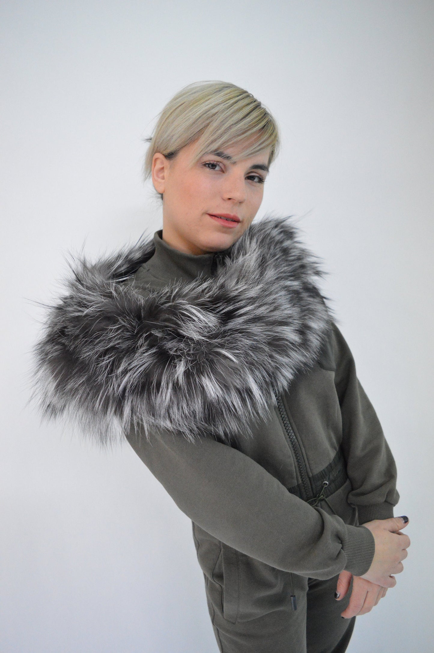 Real Silver Fox Fur Collar: Bridal Winter Stole Shawl