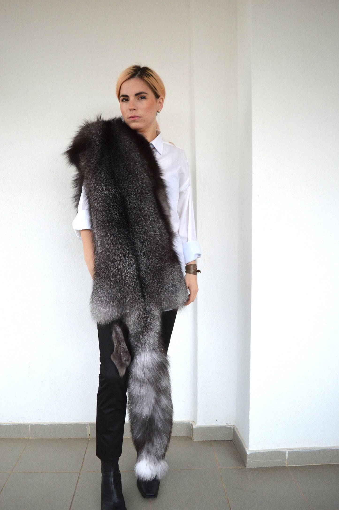 Genuine Saga Frost Fox Fur Pelt: Luxury DIY Craft Material