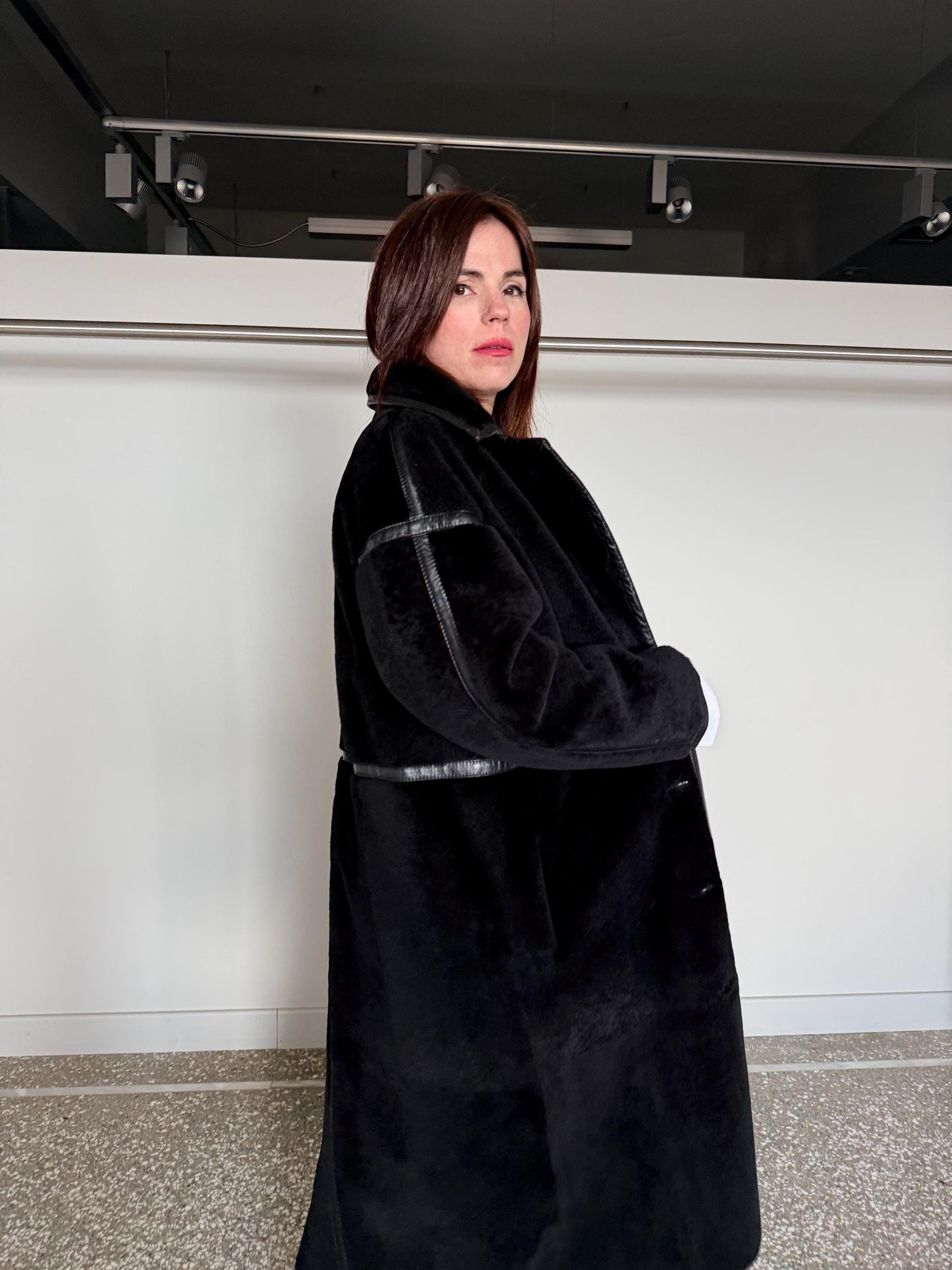 Reversible Black Shearling Fur coat :Extremely warm Sheepskin long Coat with genuine leather.