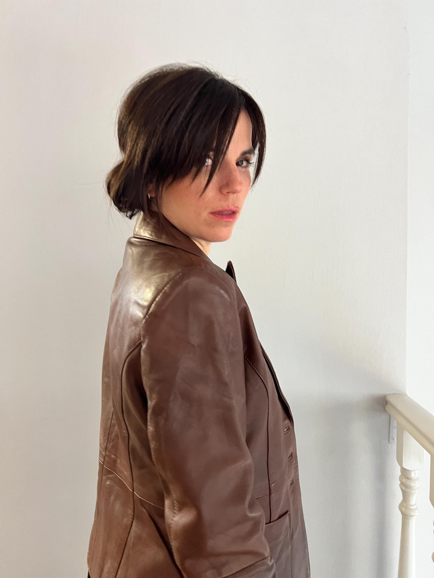 Handmade Nappa Lamb Leather Jacket in choco Brown - Fitted leather blazer with button closure.